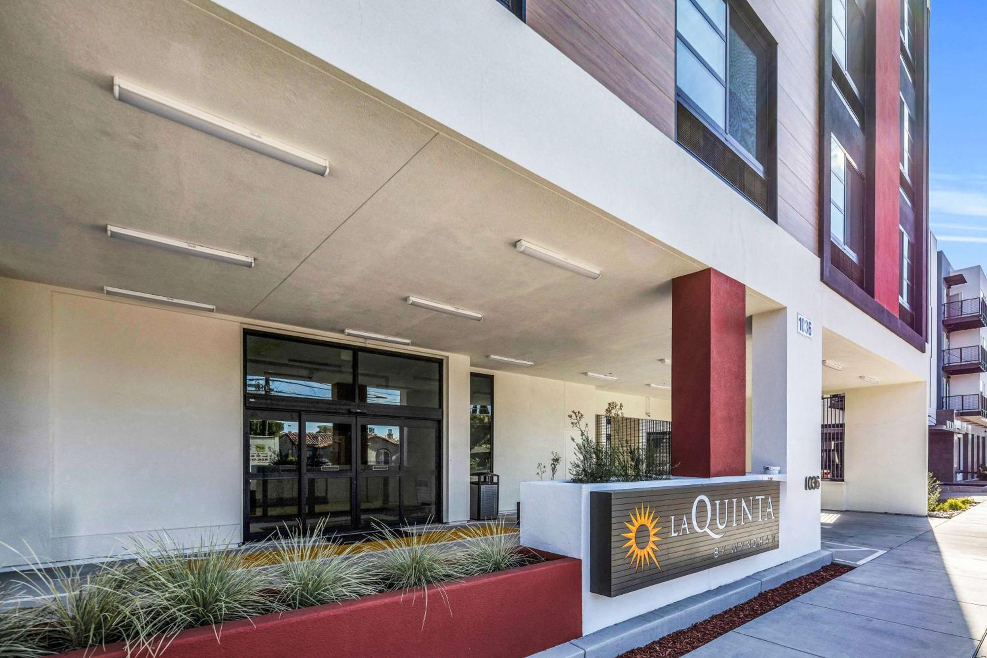 La Quinta Inn & Suites By Wyndham San Jose Airport-Downtown Екстериор снимка